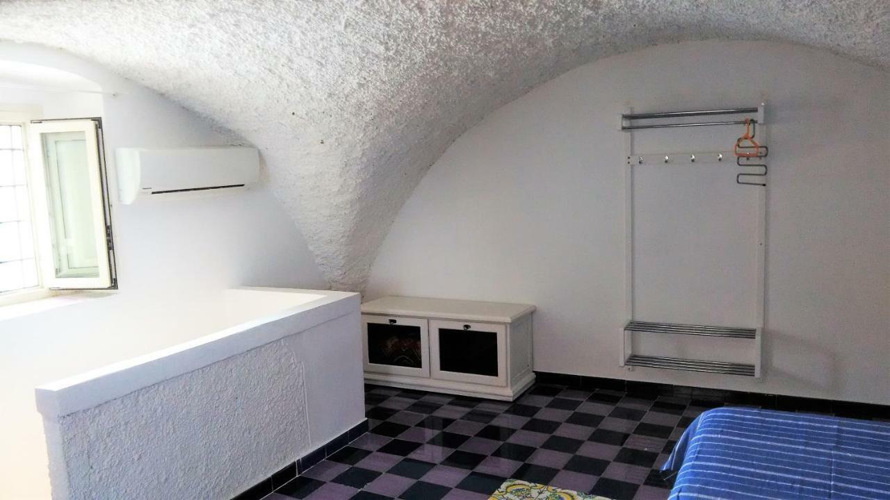 Apartamento Sea Breeze House Amalfi Exterior foto